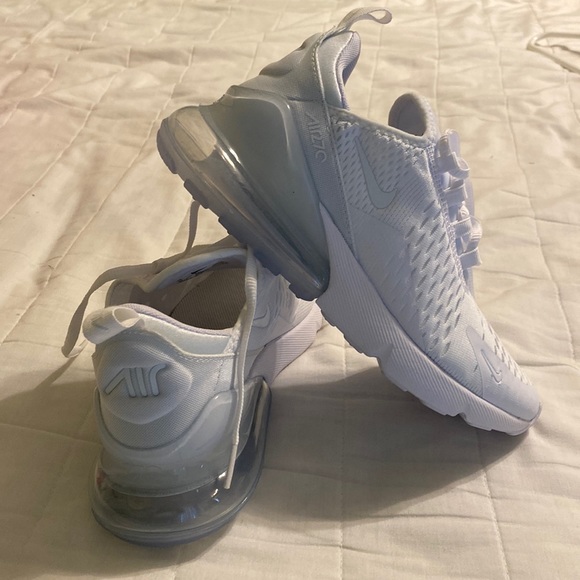 Nike Air Max 270 - Picture 1 of 4